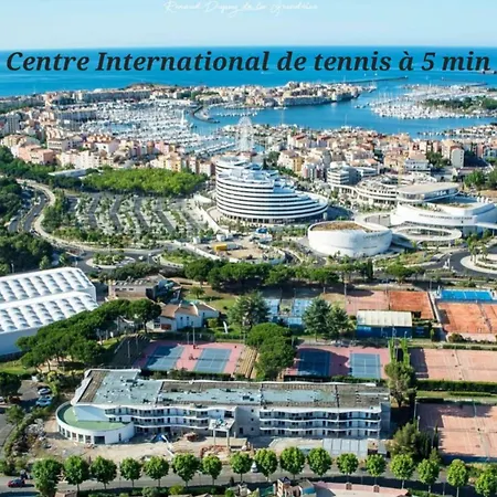 Holiday home Grand Cap D